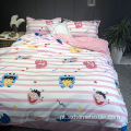 conjunto de cama com design bonito